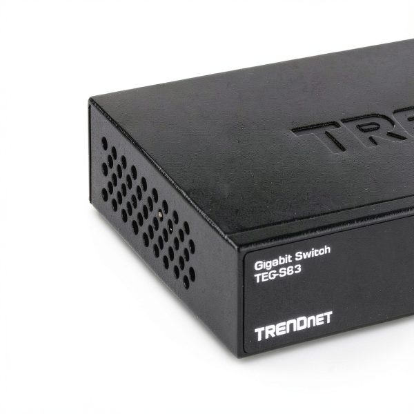 TRENDnet 8 Port Gigabit Desktop Switch Metal Fanless Design-4