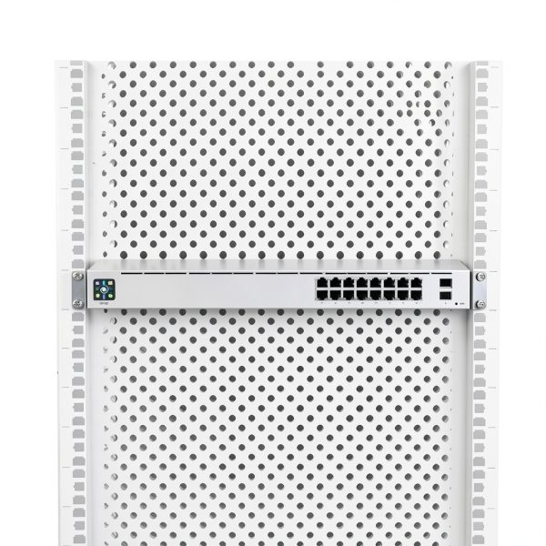 Ubiquiti 16 Port Gigabit PoE Switch Managed Networking-3