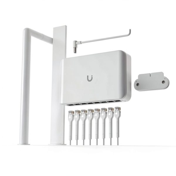 Ubiquiti Lite 8 Port PoE Managed Switch 52W Budget-2